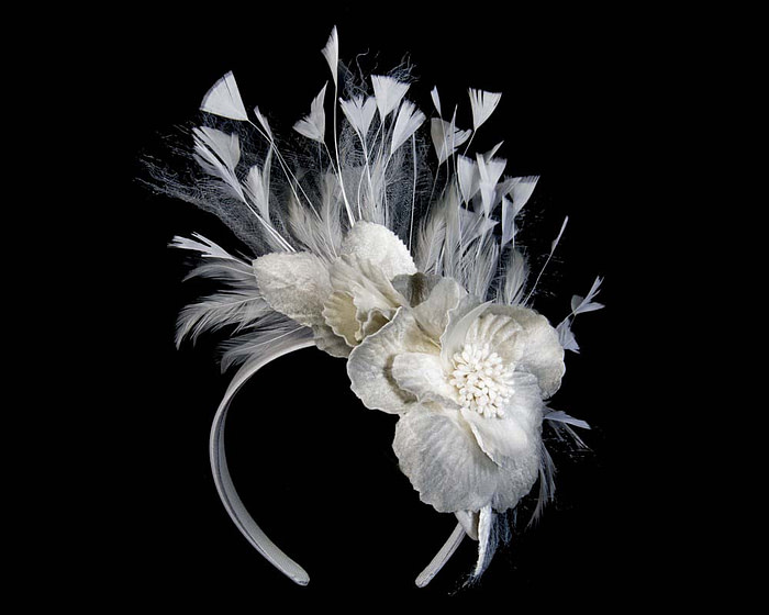 Silver feather flower racing fascinator - Fascinators.com.au