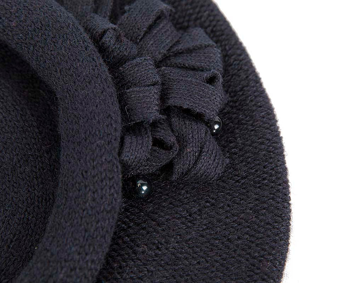 Classic warm navy wool beret. Made in Europe - Fascinators.com.au