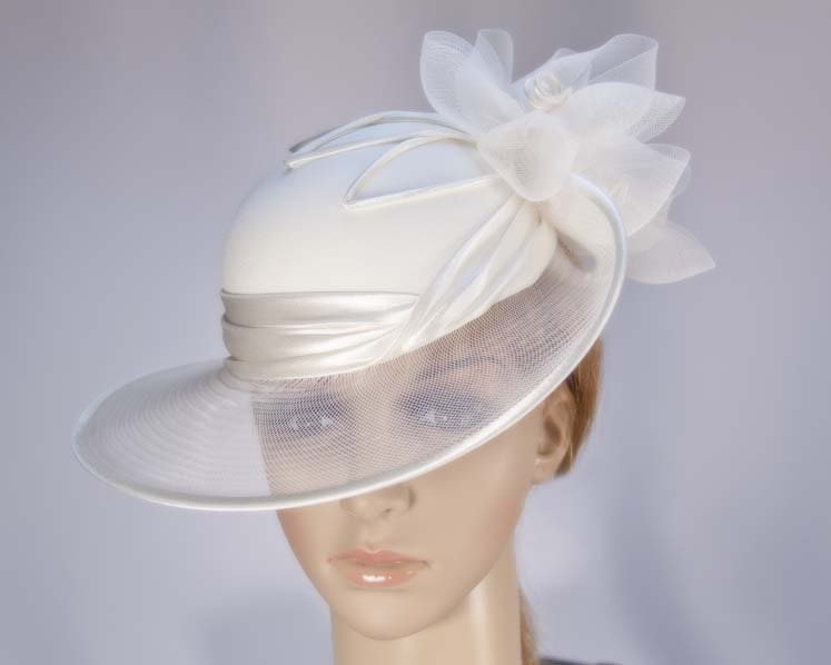 Cream Mother of the Bride hat