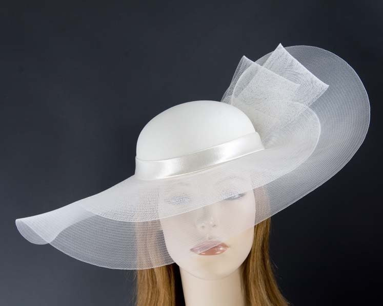 Cream fashion hat for Melbourne Cup races & special occasions S152C
