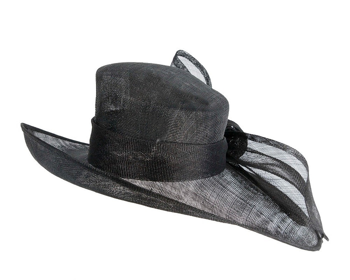Black sinamay hat with large bow by Max Alexander - Image 6