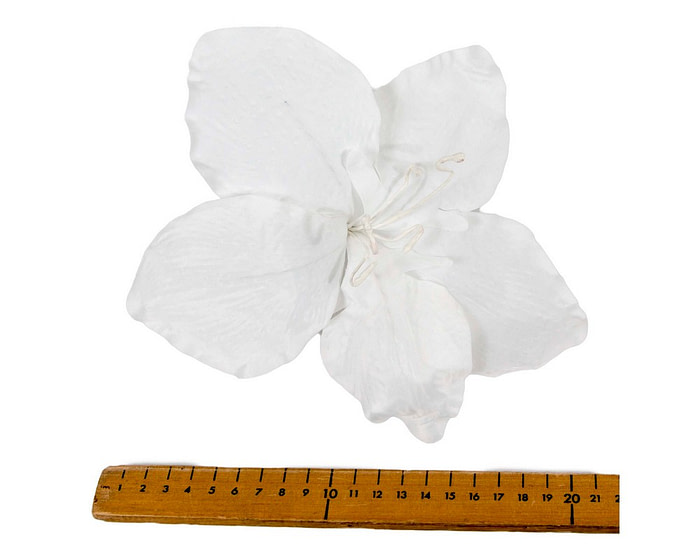 Craft & Millinery Supplies -- Trish Millinery- FL118 white