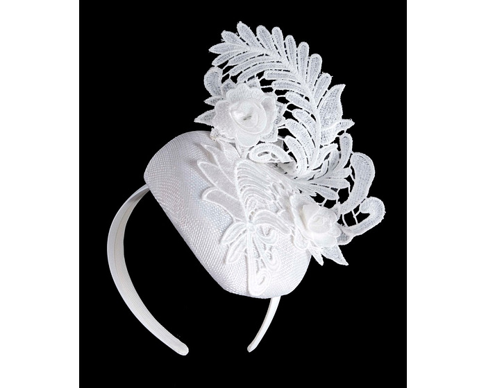 Elegant White Pillbox Fascinator with Lace - Image 2