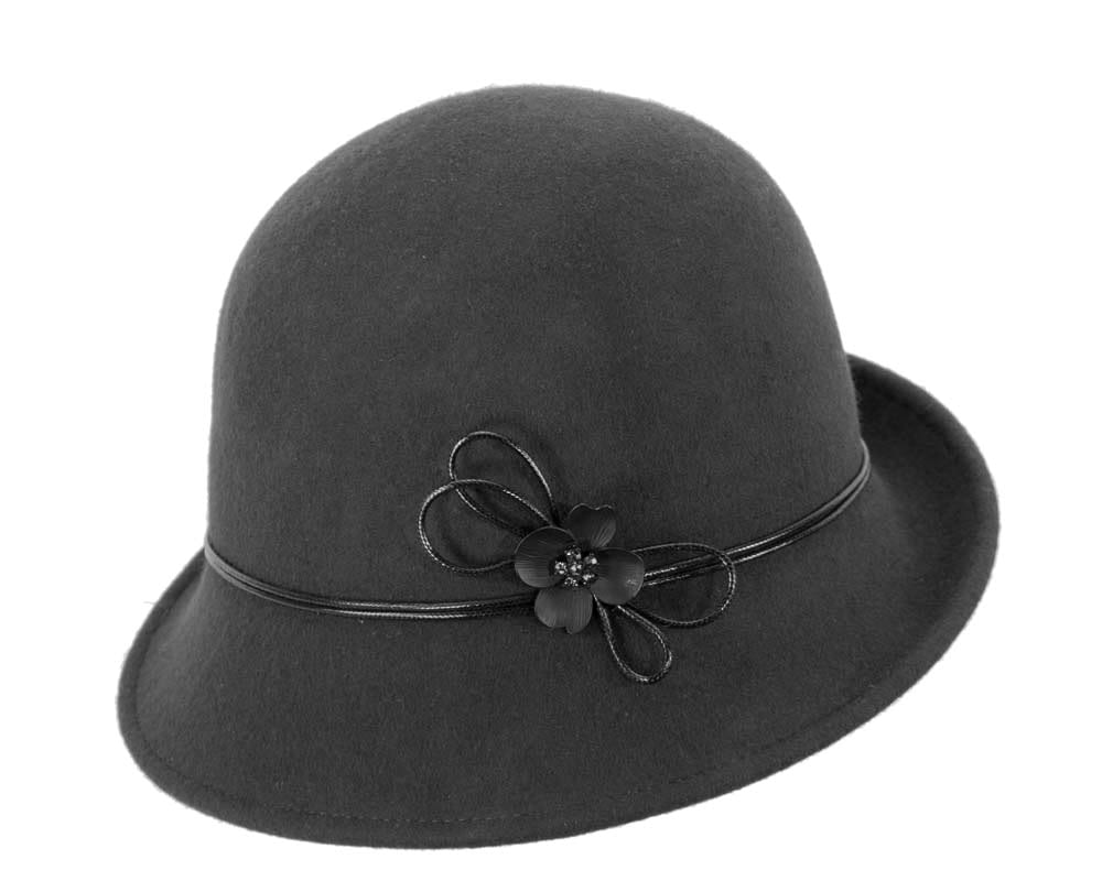 black felt cloche hat