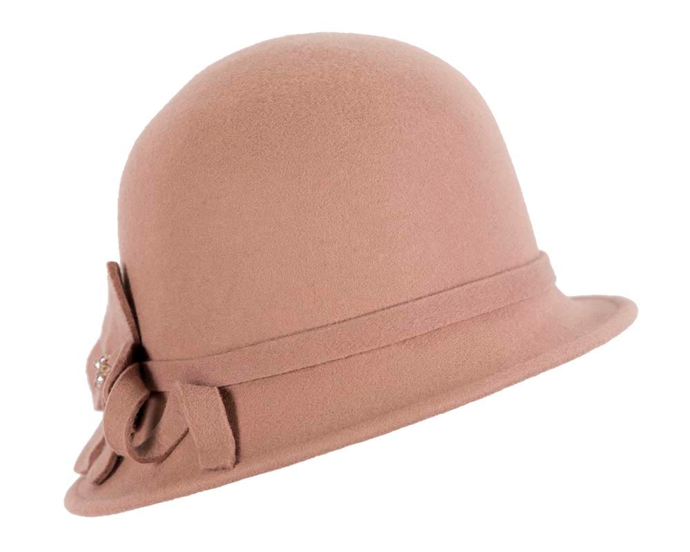 beige cloche hat