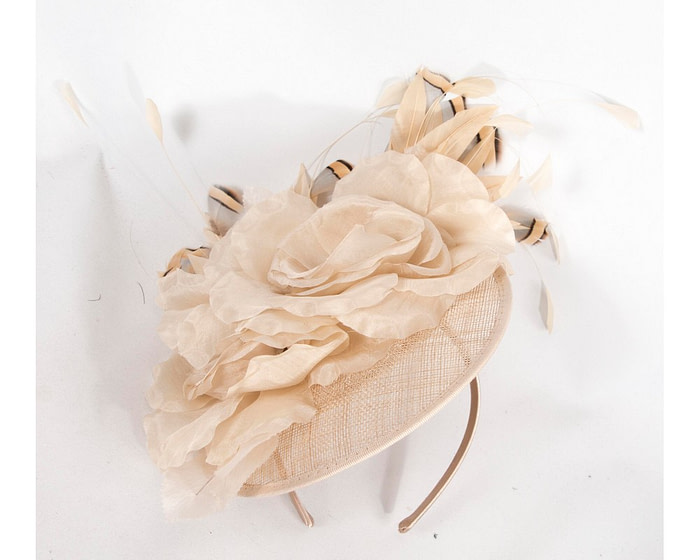 Nude racing fascinator with flower and feathers - Fascinators.com.au