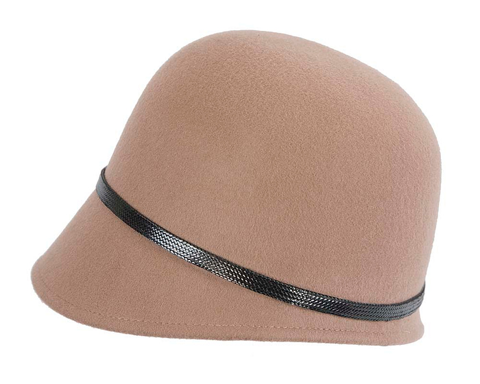 Beige felt cloche hat by Max Alexander - Cheap Fascinators