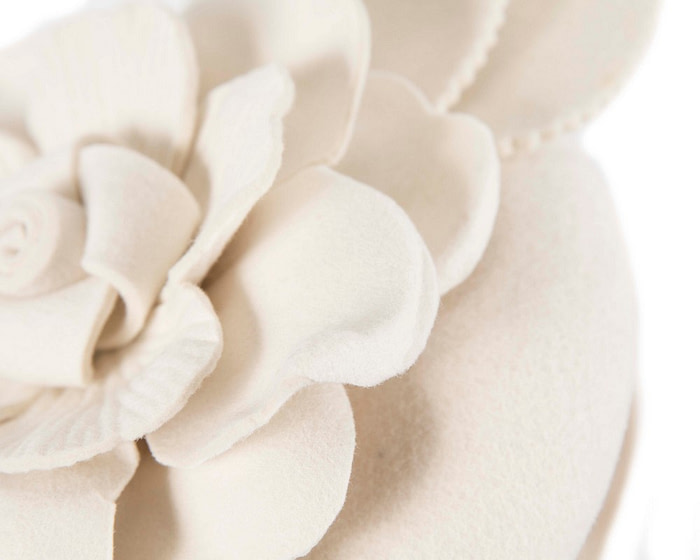 Cream felt pillbox racing fascinator - Cheap Fascinators