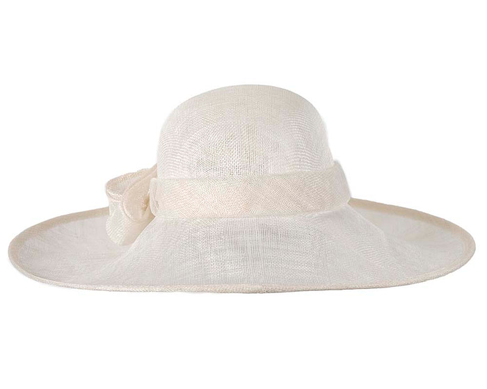 Wide brim off-white sinamay racing hat - Cheap Fascinators