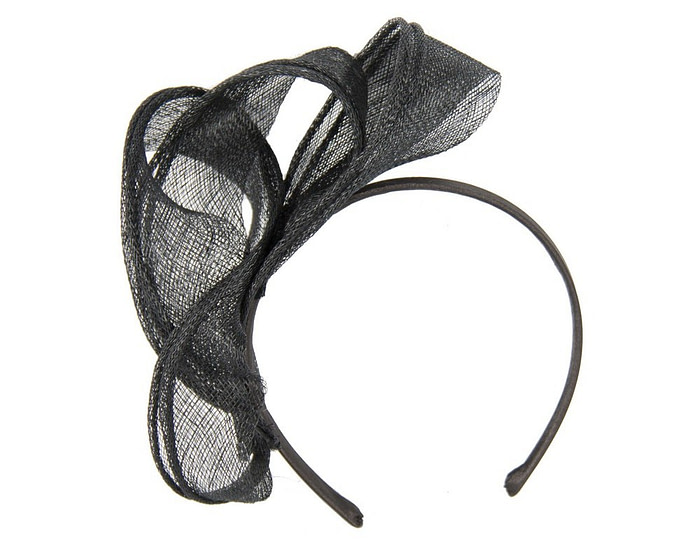 Black sinamay fascinator by Max Alexander - Image 2