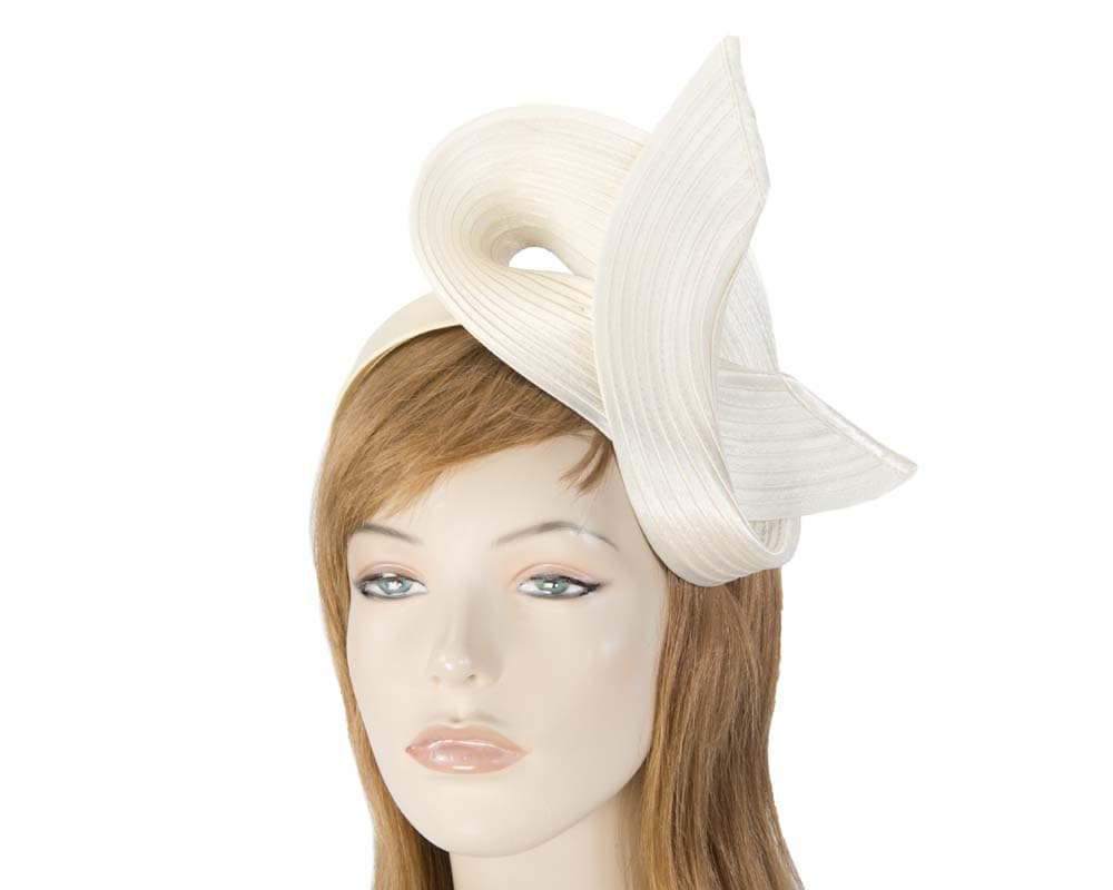 Twisted Cream Fascinator